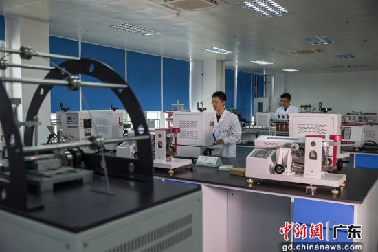 圖為女鞋研發(fā)基地。 作者 惠東縣委宣傳部供圖