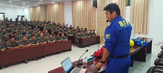 05-31 惠東縣人武部各鎮(zhèn)民兵開展汛期應(yīng)急個論培訓(xùn)簡報(3).jpg